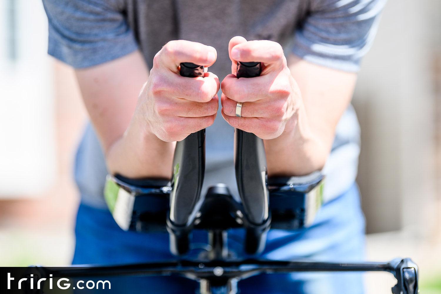 LE ESTREMITÀ DELLA barra della bicicletta ausiliaria del design LE ESTREMITÀ DELLA barra della bicicletta ausiliaria del design